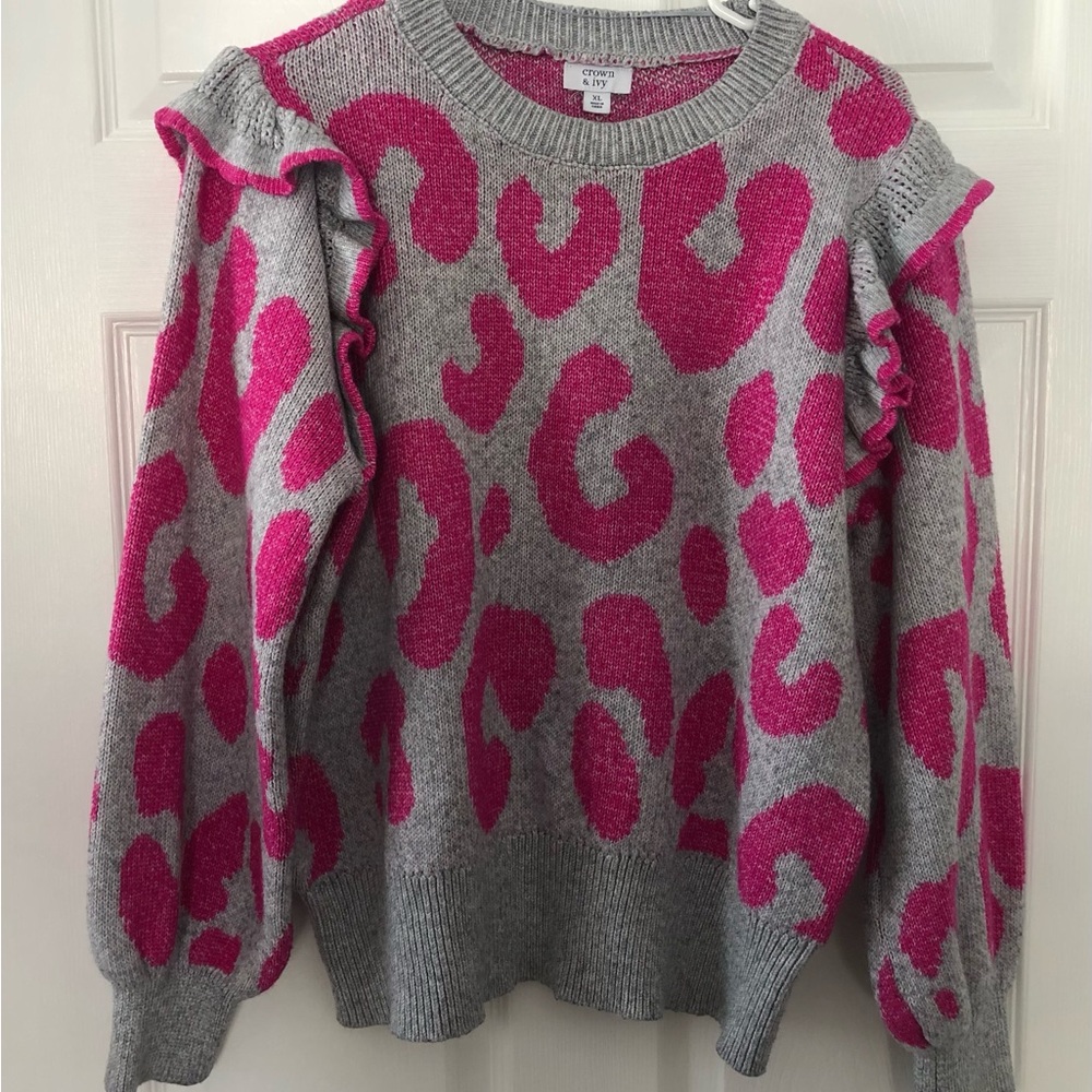 Size XL Crown & Ivy Gray and Pink Ruffled Sweater